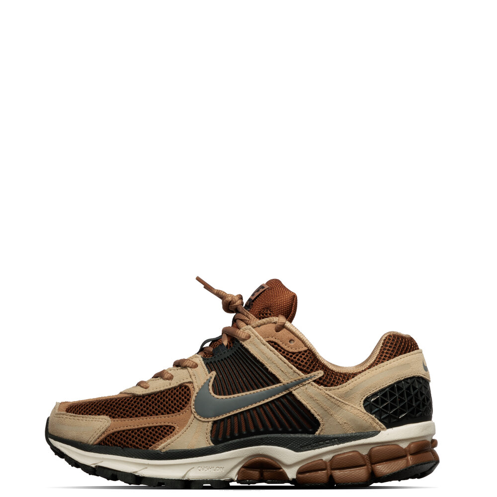 NIKE ZOOM VOMERO 5 'BRITISH TAN’