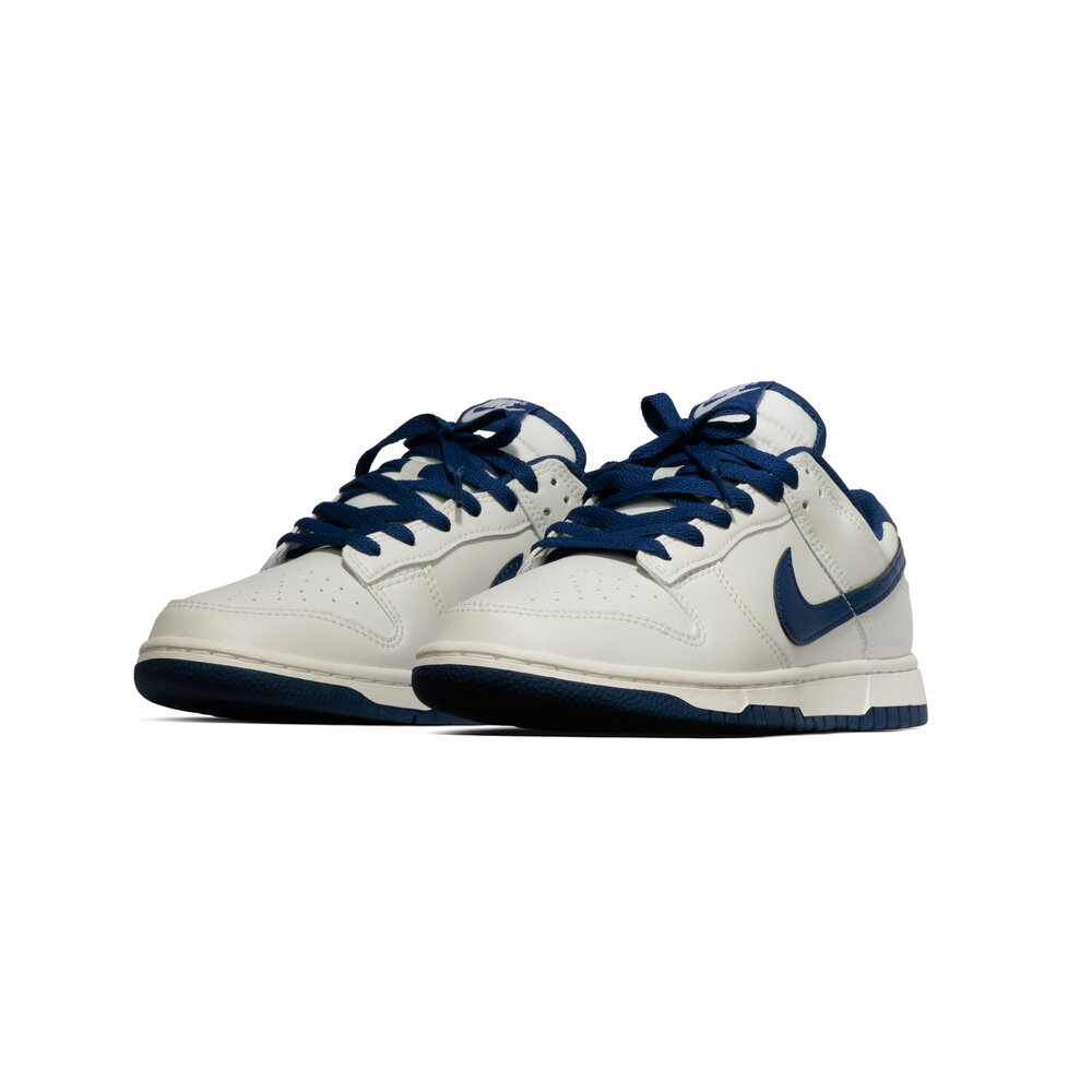 NIKE DUNK LOW RETRO ‘SUMMIT WHITE DEEP ROYAL BLUE’