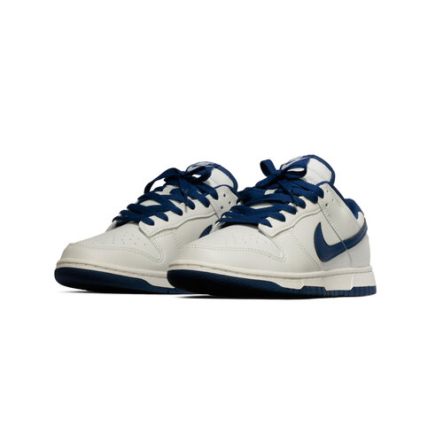 NIKE DUNK LOW RETRO ‘SUMMIT WHITE DEEP ROYAL BLUE’