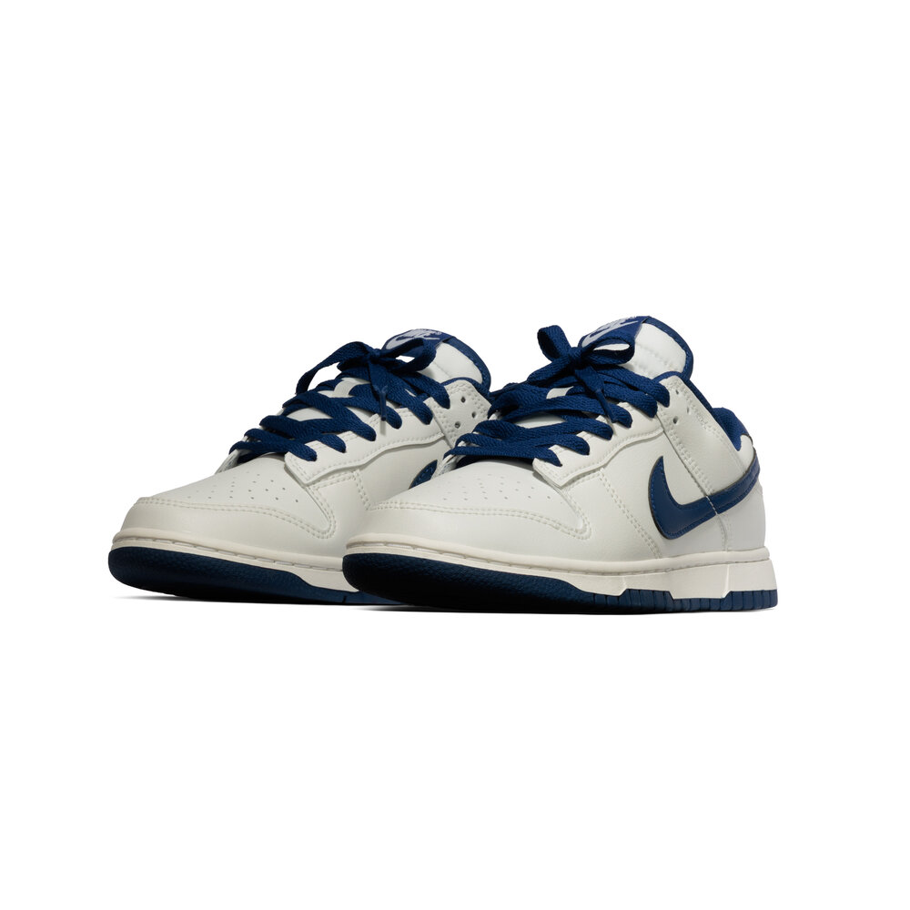 NIKE DUNK LOW RETRO ‘SUMMIT WHITE DEEP ROYAL BLUE’