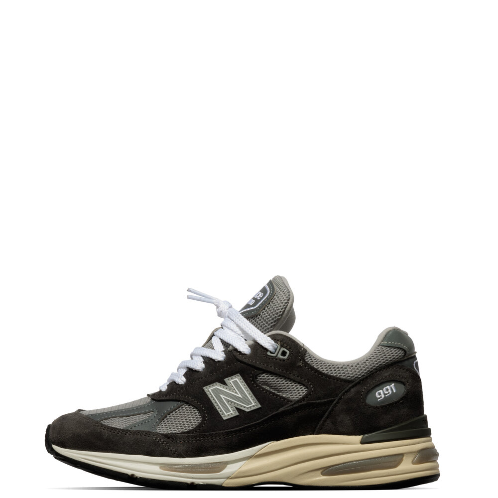 NEW BALANCE 991V2 ‘SMOKED PEARL’