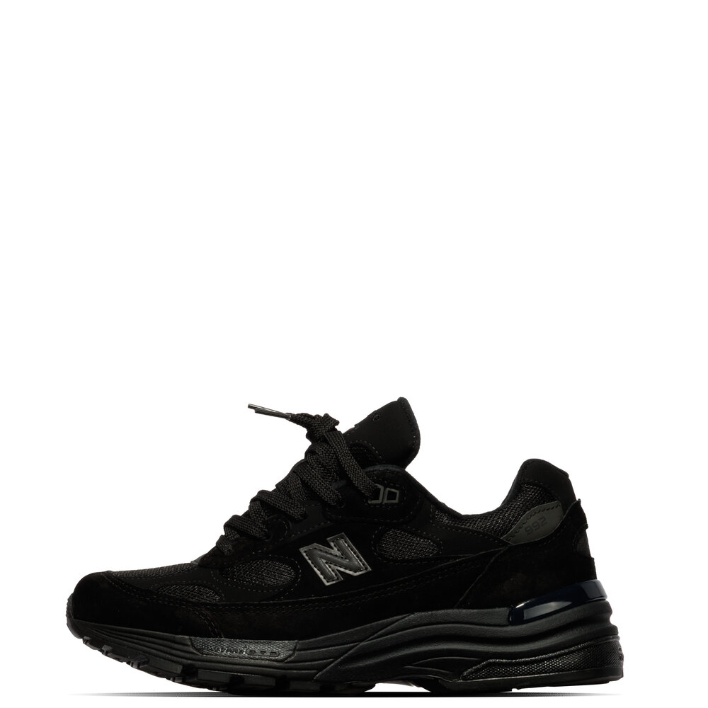 NEW BALANCE 992 ‘BLACK’