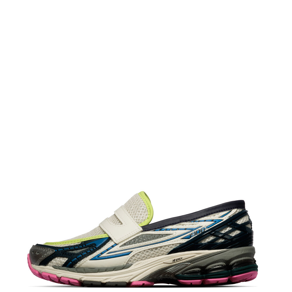 NEW BALANCE 1906 LOAFER ‘NEON SILVER METALLIC’