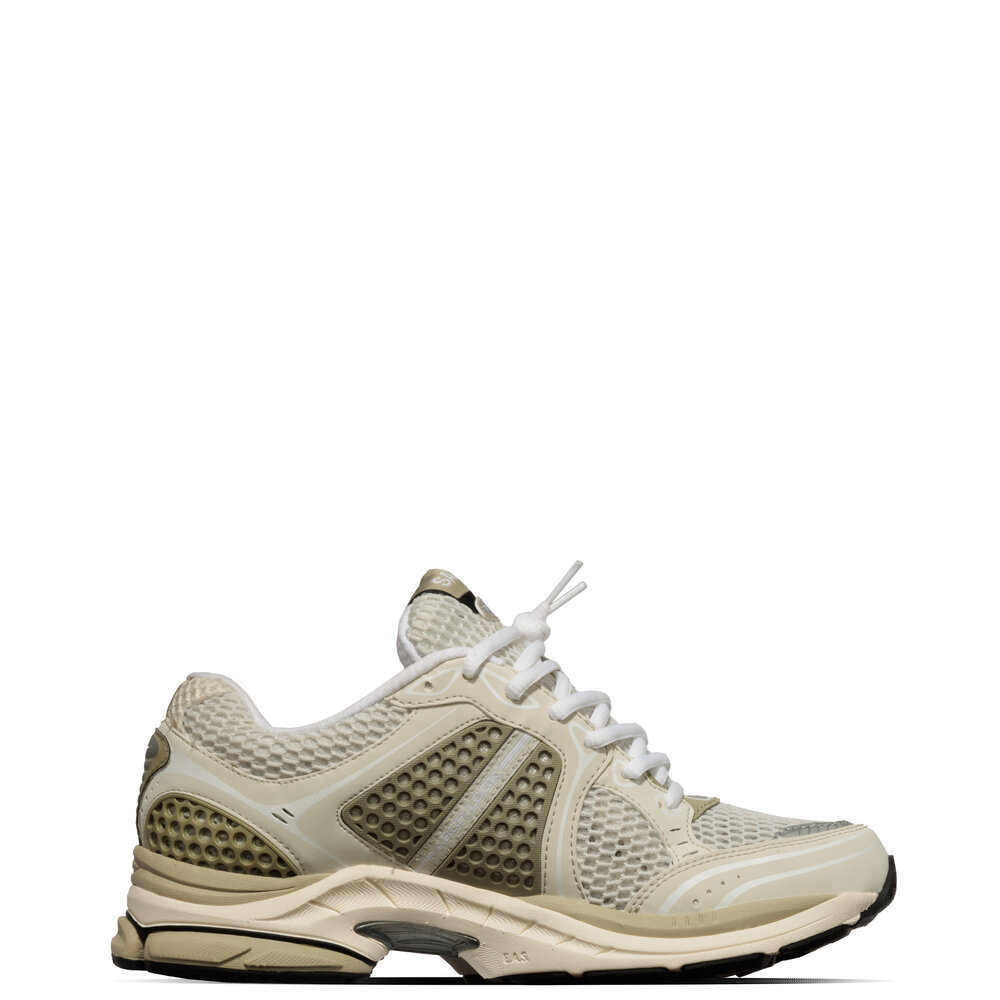 SAUCONY PROGRID TRIUMPH 4 ‘WHITE ONYX ELM’