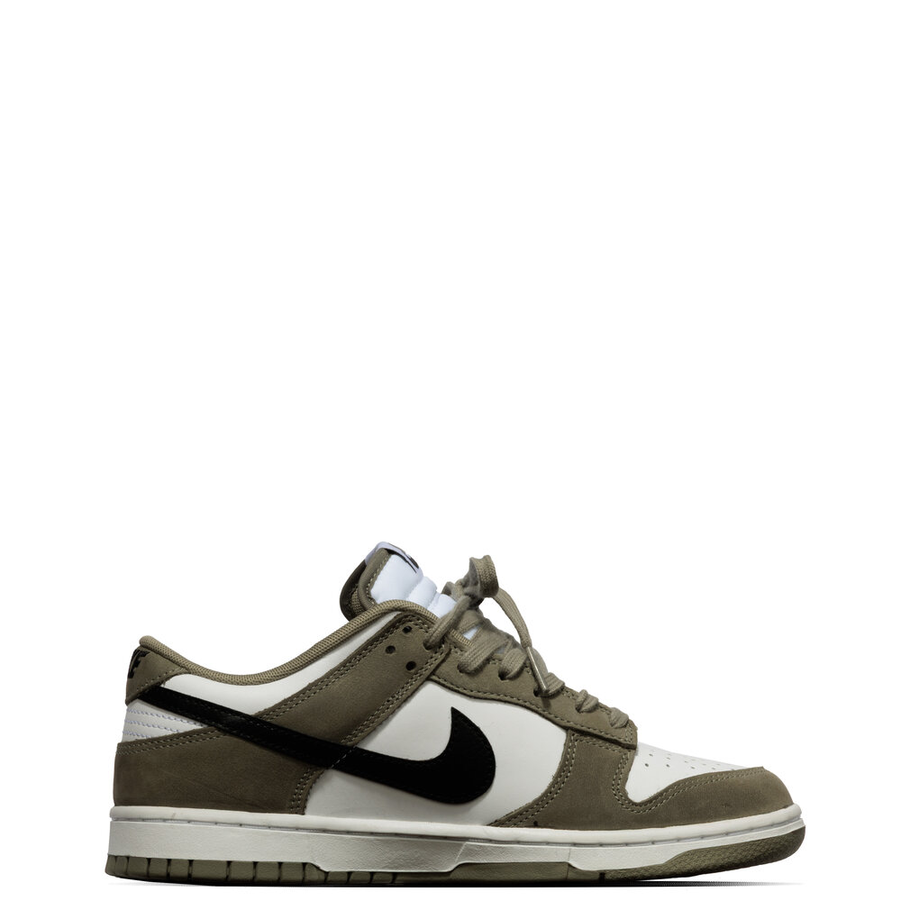 NIKE DUNK LOW ‘LIGHT ARMY BLACK-WHITE’