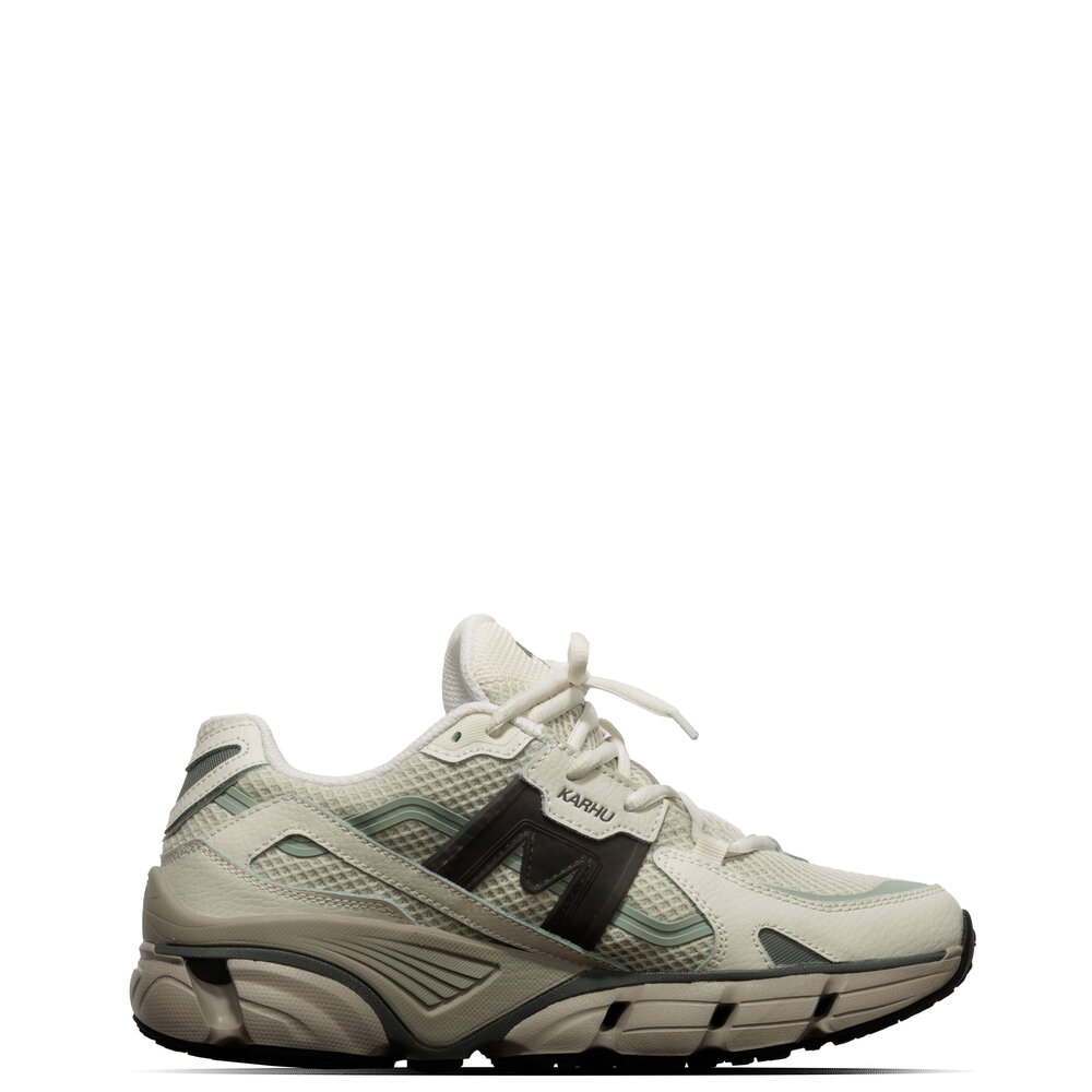 KARHU SUPER FULCRUM ‘BLANCE DE BLANCE DARK GULL GRAY’