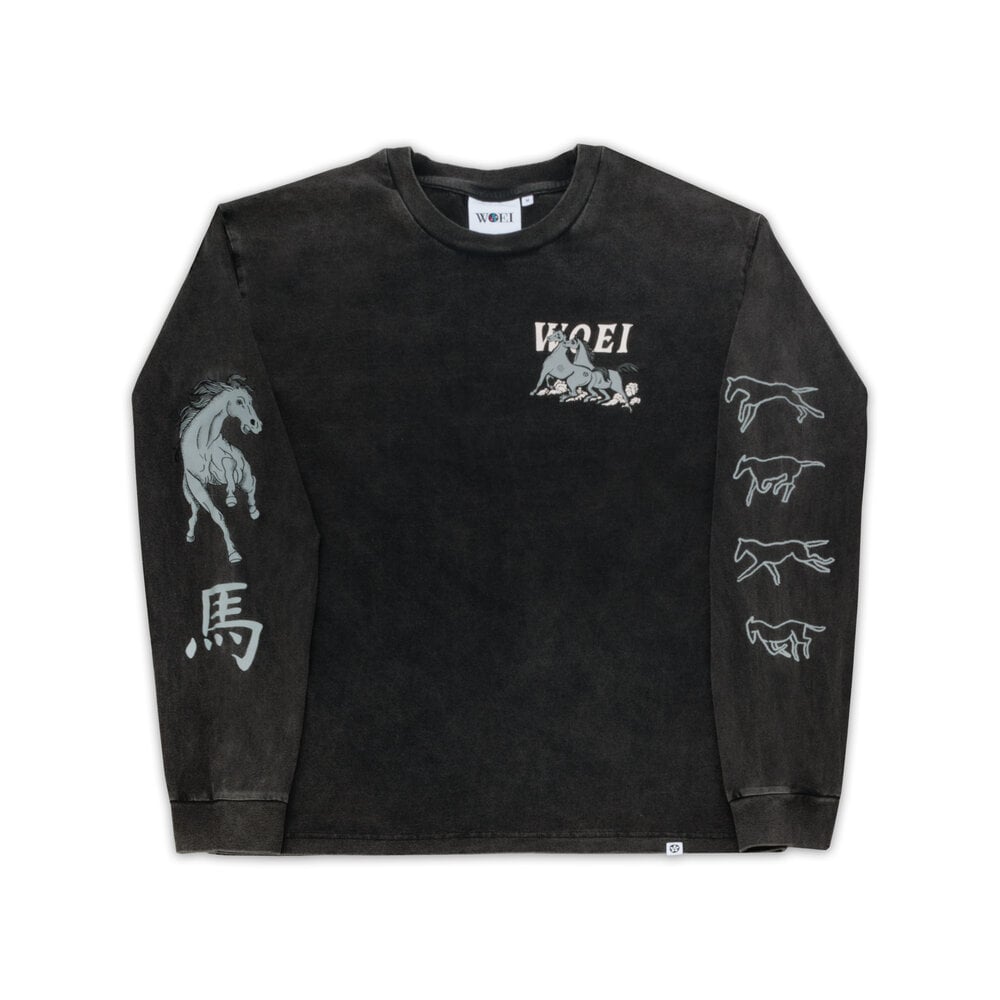 WOEI X LIZER VAN HATTEM ‘YEAR OF THE HORSE’ LONGSLEEVE