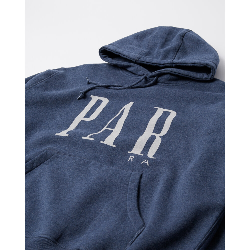 BY PARRA GAPPED HOODED SWEATSHIRT ‘BLUE’