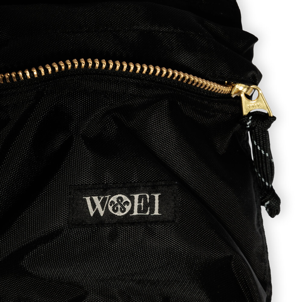 WOEI MINI NECK BAG ‘ BLACK’