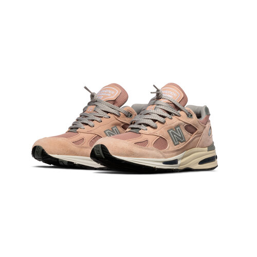 NEW BALANCE 991 V2 ‘MAHOGANY ROSE’