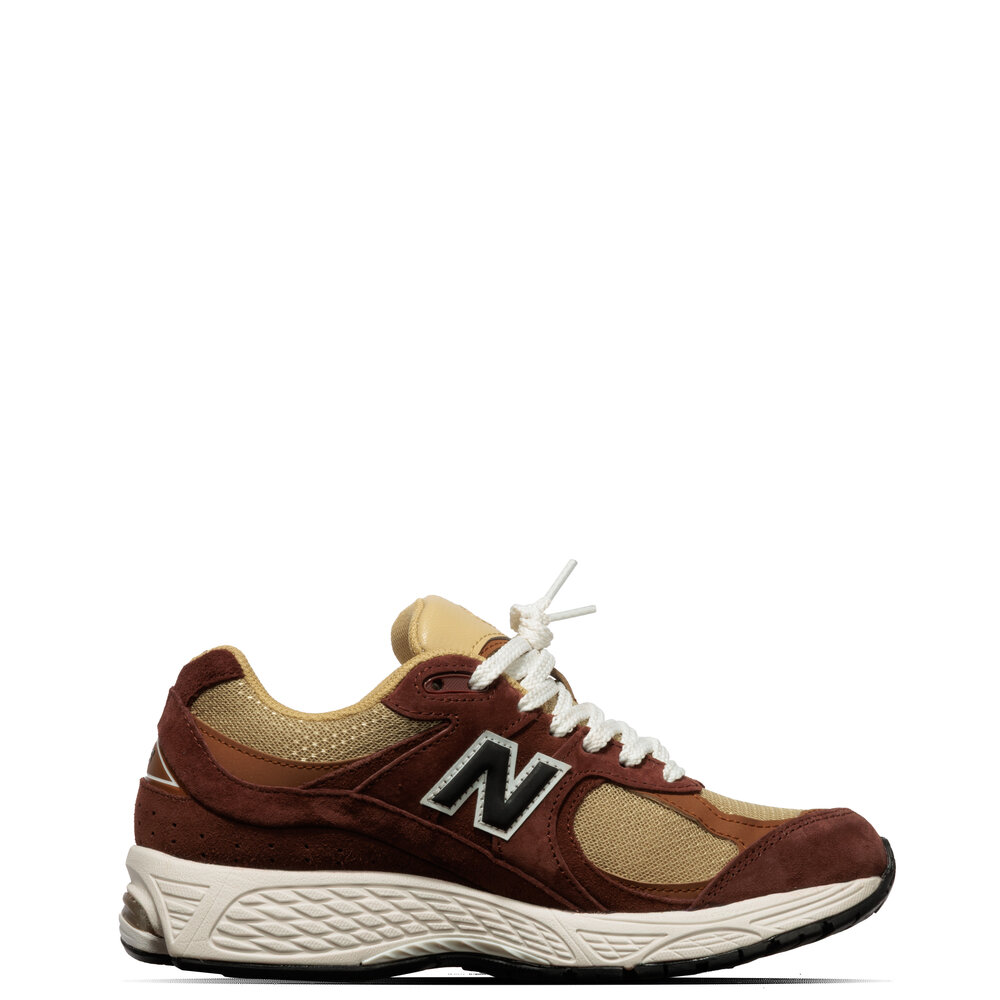 NEW BALANCE 2002