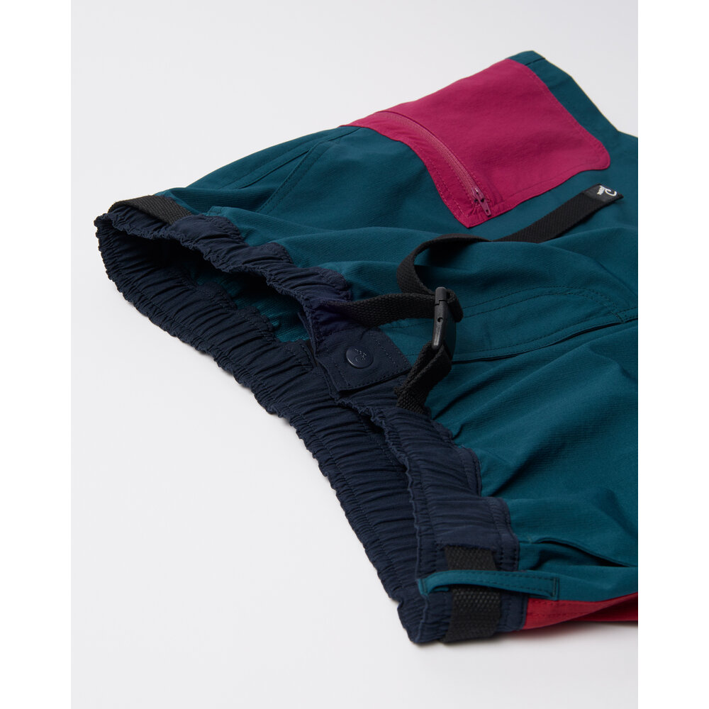 HARDLY HIKED RIPSTOP SHORTS