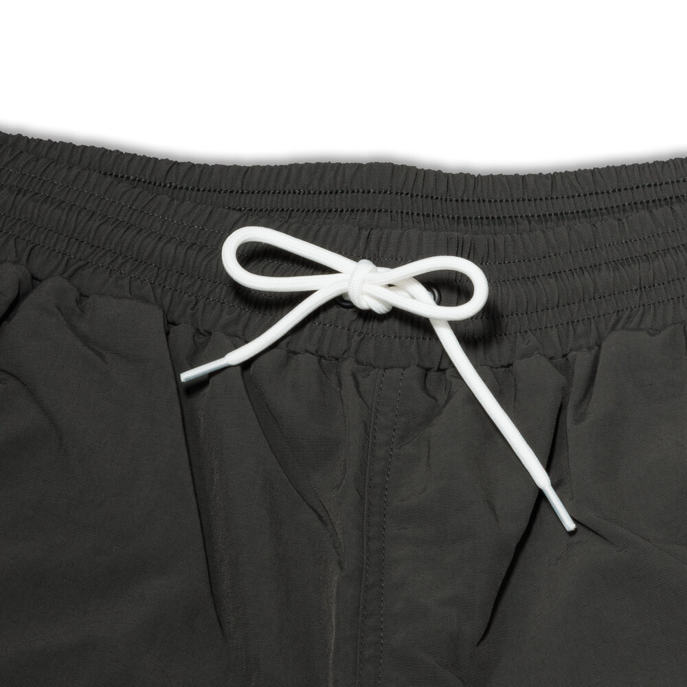 WOEI PATCH SWIM SHORT ‘BLACK