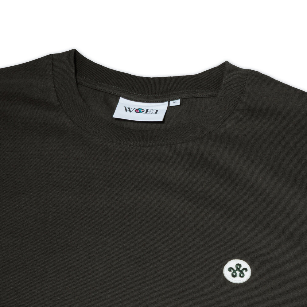 WOEI PATCH PIRATE BLACK TEE