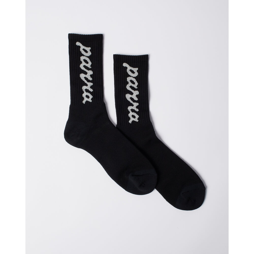 BY PARRA LOWERCASE SCRIPTLOGO CREW SOCKS BLACK