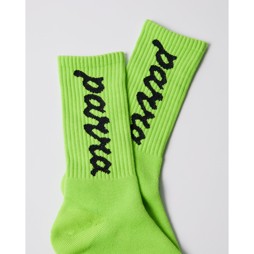 BY PARRA LOWERCASE SCRIPTLOGO CREW SOCKS ACID GREEN