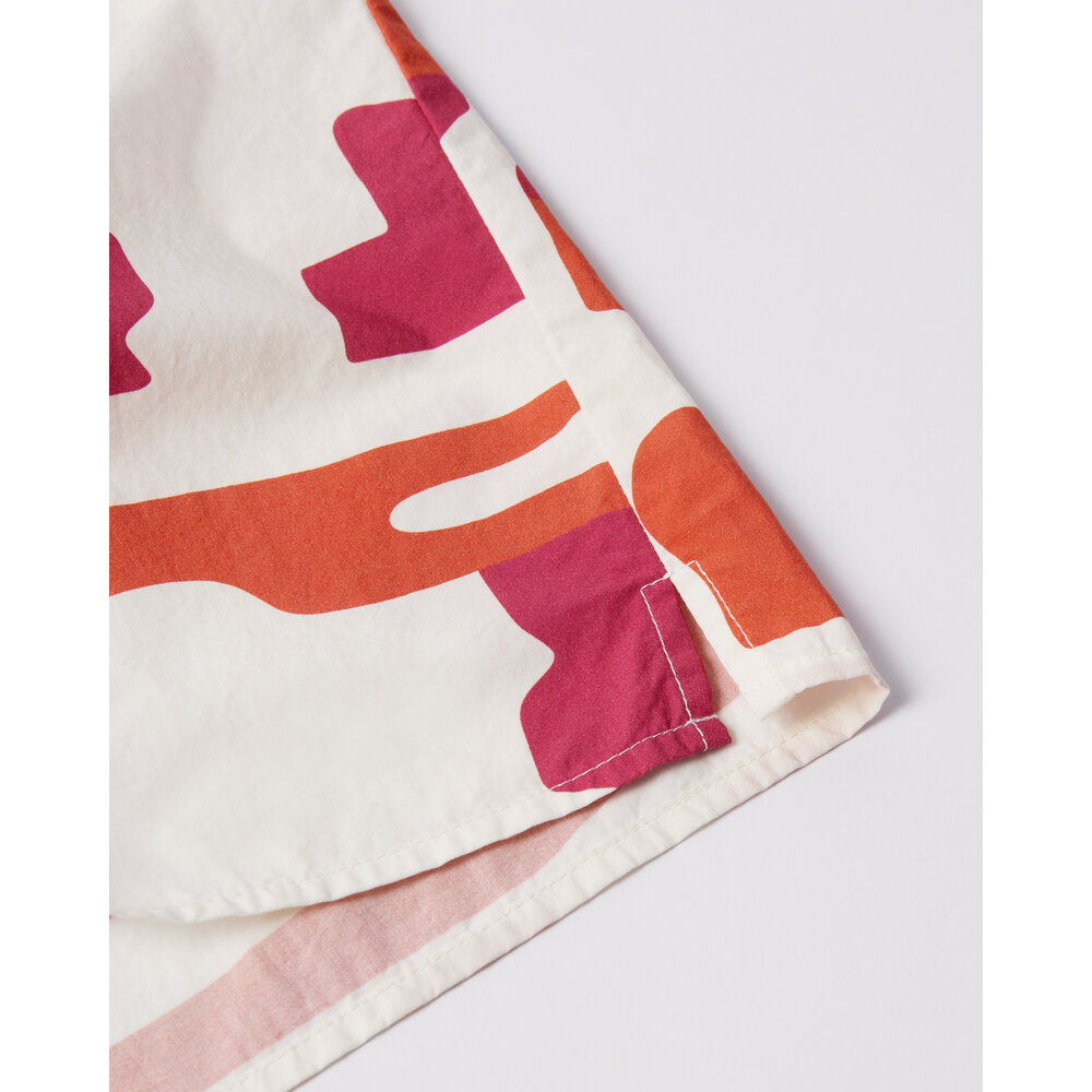 BY PARRA ABSTRACT MOUNTAIN SHORT SLEEVE SHIRT RED