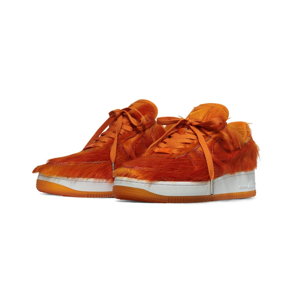 NIKE AIR FORCE 1 QS ‘CAMPFIRE ORANGE’