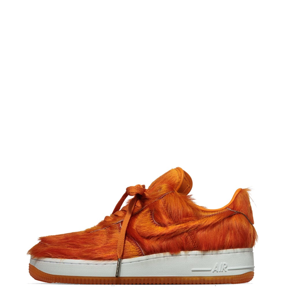 NIKE AIR FORCE 1 QS ‘CAMPFIRE ORANGE’