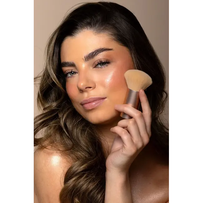 Kabuki Brush