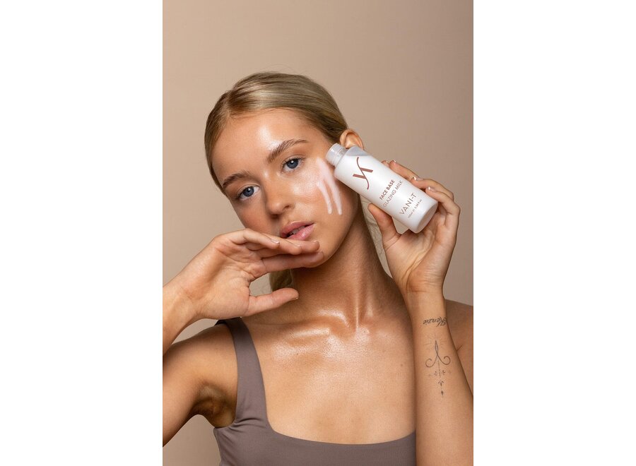 Vani-T Face Base Glazing Milk