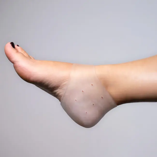 Intense Night Repair Cream + Hydra-gel Spa Socks