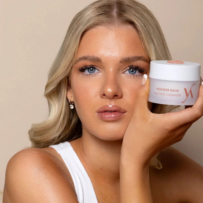 Wonder Balm Melting Cleanser