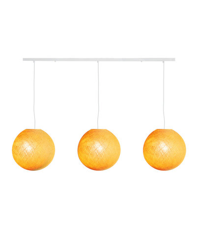 COTTON BALL LIGHTS Cotton Ball Lights Drievoudige hanglamp balk - Mustard COTTON BALL LIGHTS Cotton Ball Lights Drievoudige hanglamp balk - Mustard