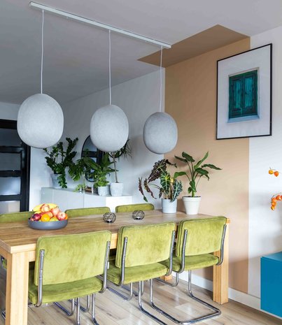 COTTON BALL LIGHTS Cotton Ball Lights Drievoudige hanglamp balk - Oval Stone COTTON BALL LIGHTS Cotton Ball Lights Drievoudige hanglamp balk - Oval Stone