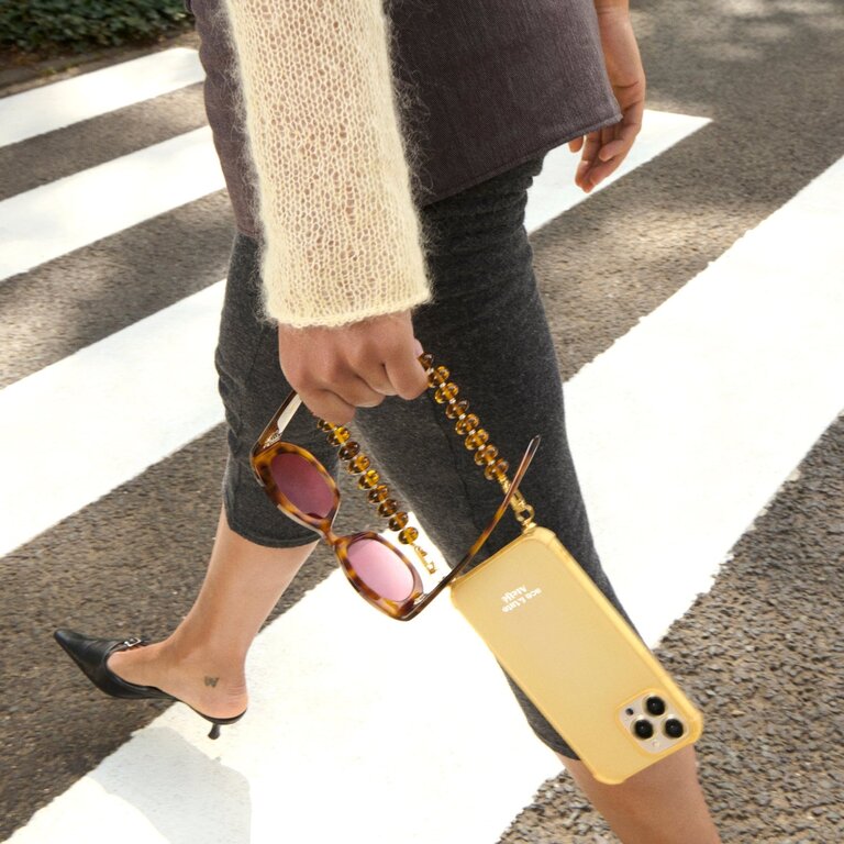Ateljé Ateljé // Iphone Case Mellow Yellow