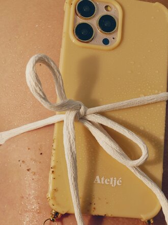 Ateljé Iphone Case Butter Yellow
