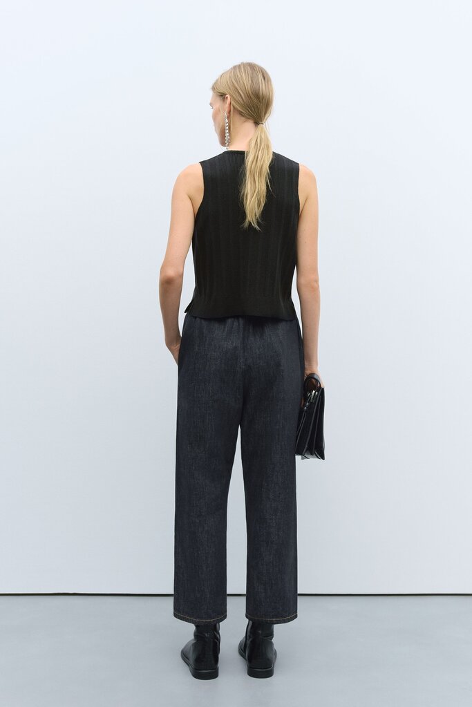 Cordera Cordera // Merino Wool Ribbed Waistcoat