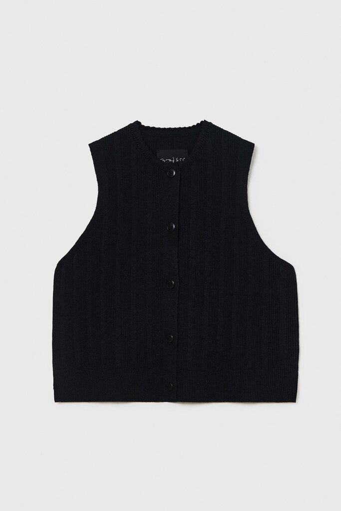 Cordera Cordera // Merino Wool Ribbed Waistcoat