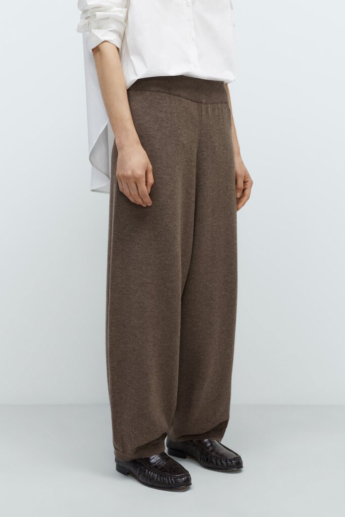 Cordera Cordera // Merino Curved Pants