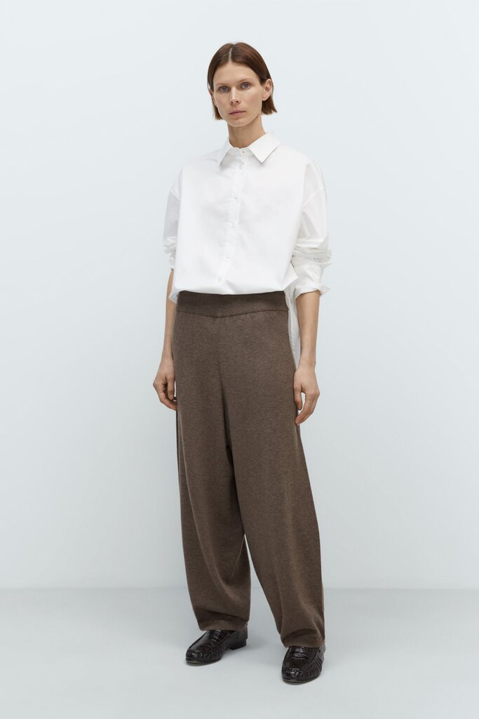 Cordera Cordera // Merino Curved Pants