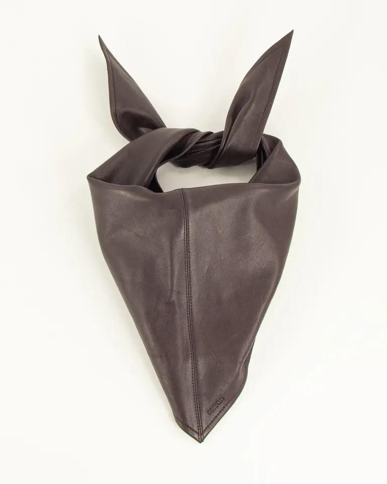 Sessùn Sessùn // Mity