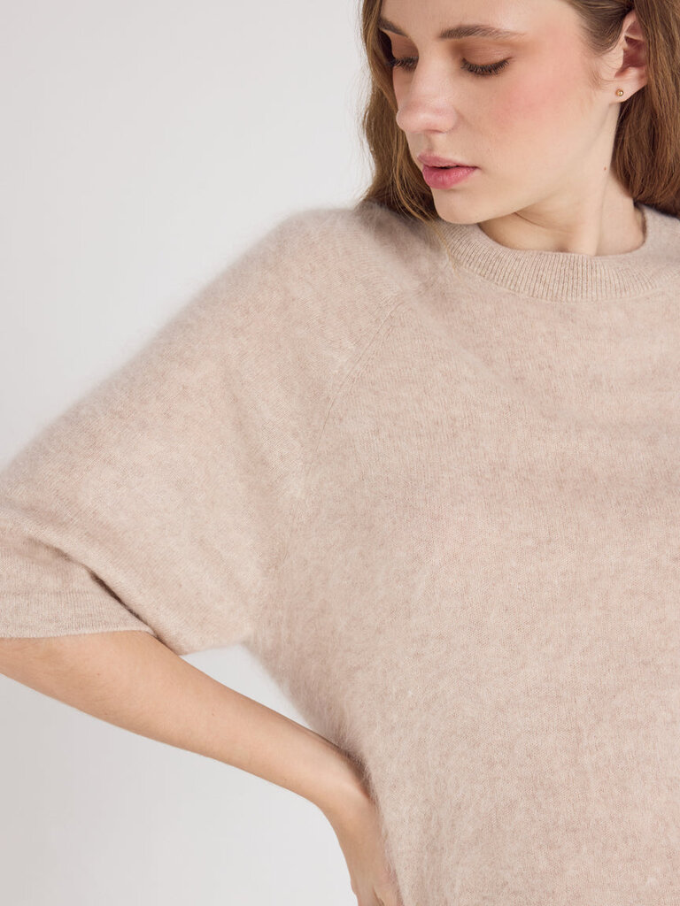 Absolut Cashmere Absolut Cashmere // Jenna