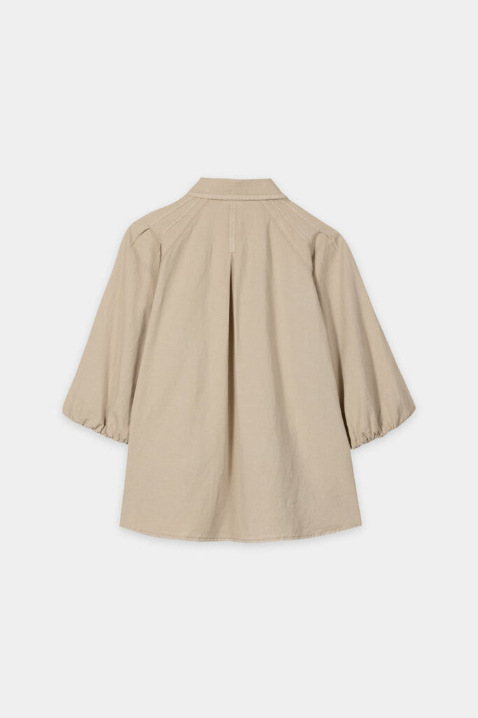 Luisa Cerano Luisa Cerano // 238685.3716 7272