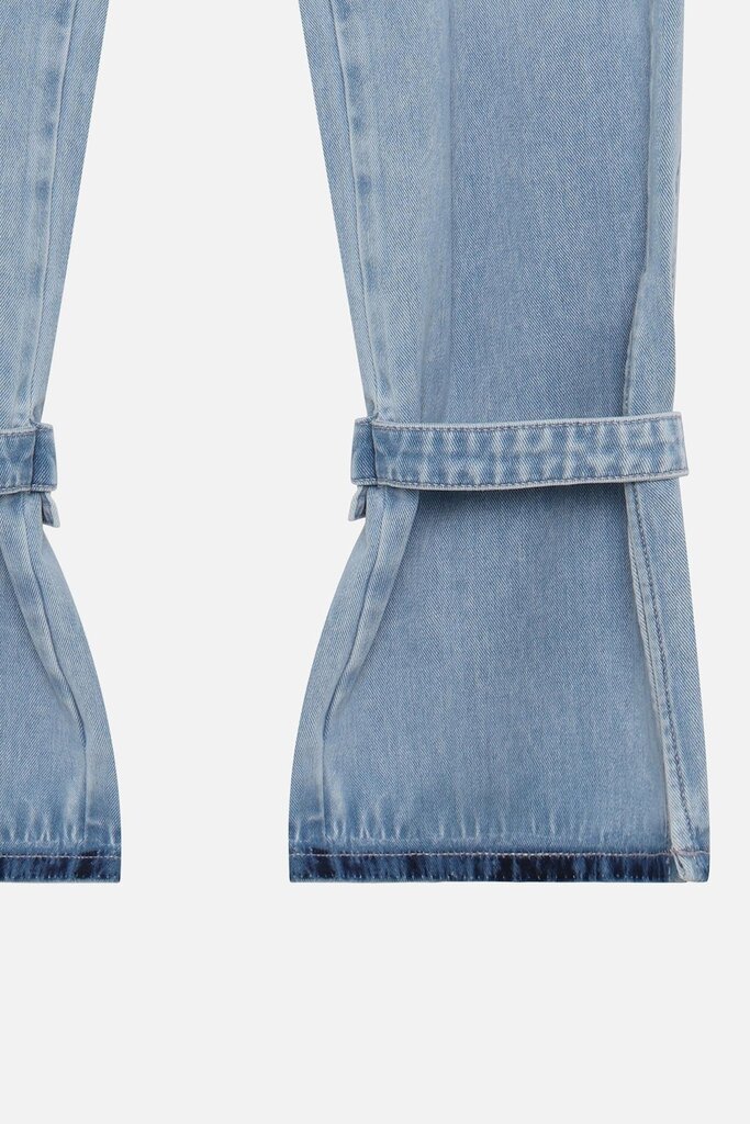 Won Hundred Won Hundred // Marie