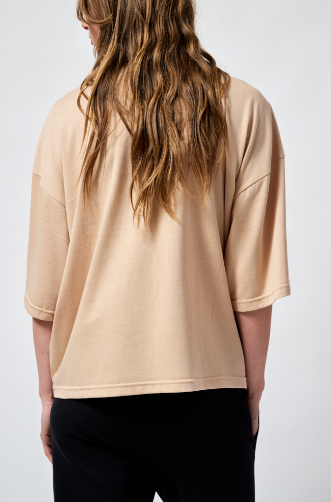 Monique van Heist MvH // Box SS