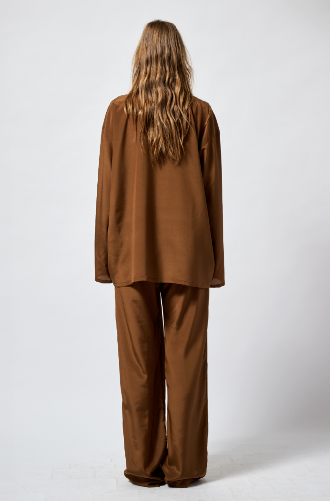 Monique van Heist MvH // V-LOL