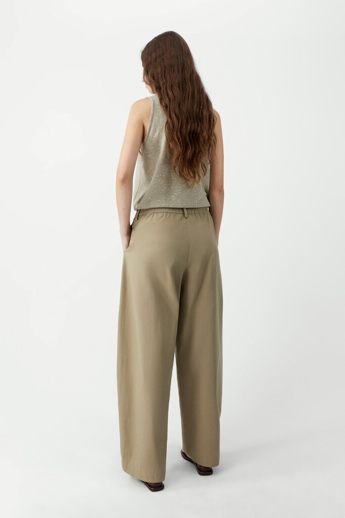 Cordera Cordera // Cotton Curved Pants