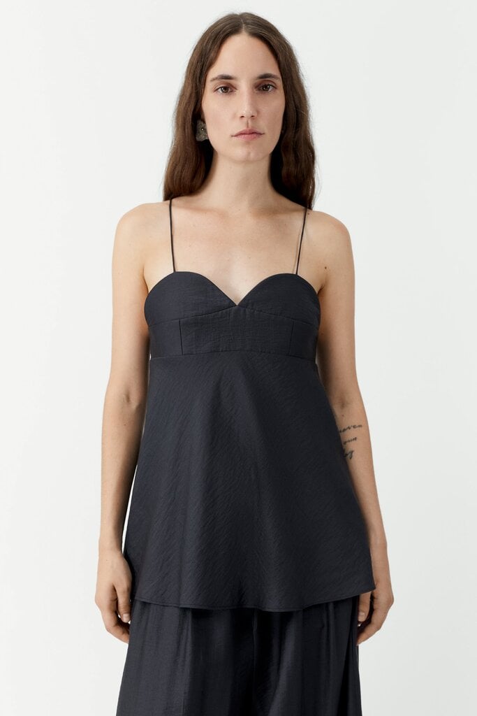 Cordera Cordera // Heart-Shaped Top