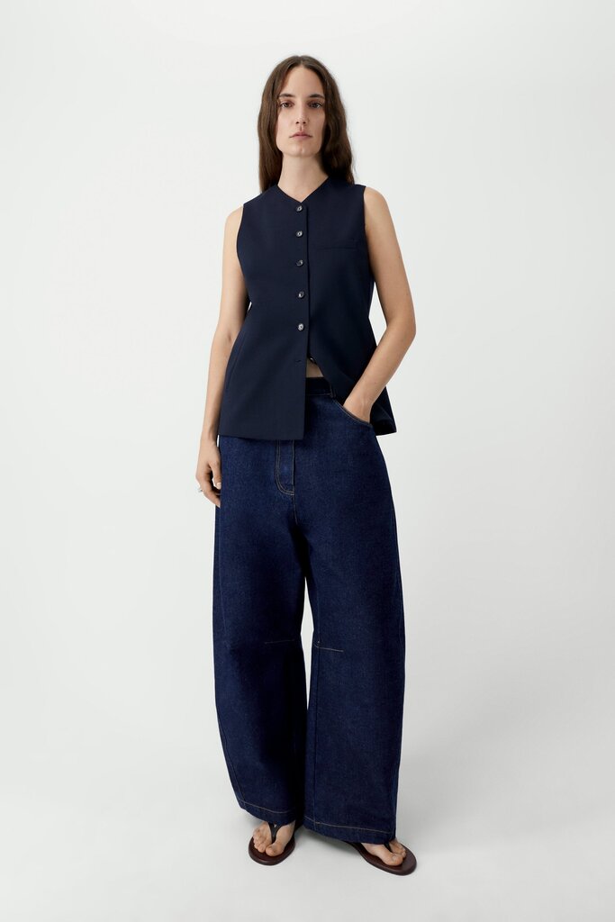 Cordera Cordera // Curved Baggy Jeans