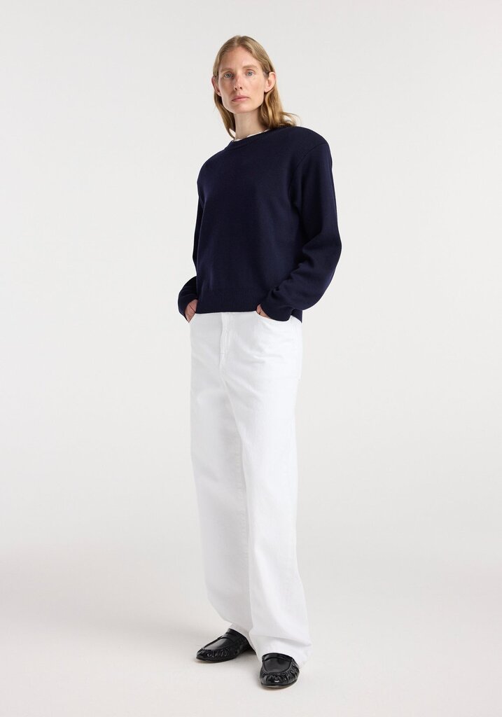Róhe Róhe // Statement shoulder crewneck
