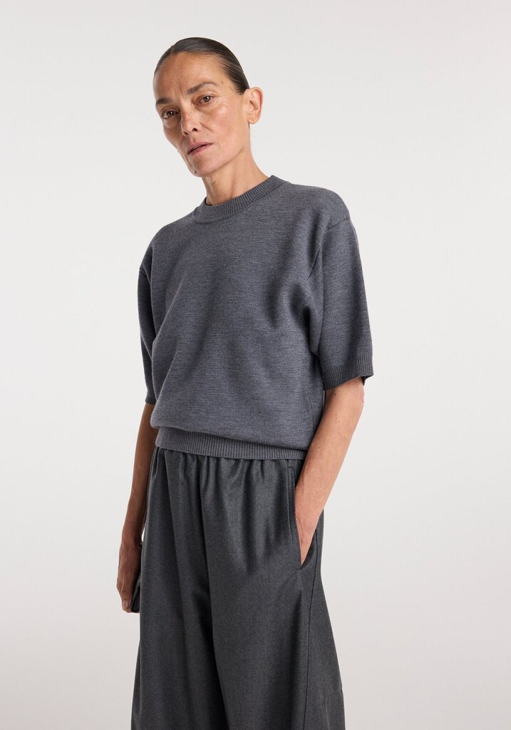 Róhe Róhe // Compact knitted top