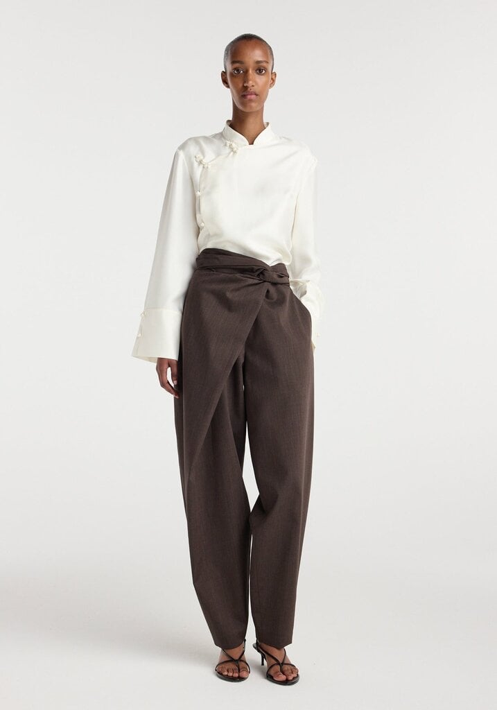 Róhe Róhe // Sarong knot trousers