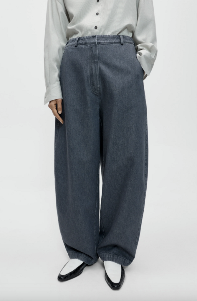 Cordera Cordera // Washed Denim Curved Pants
