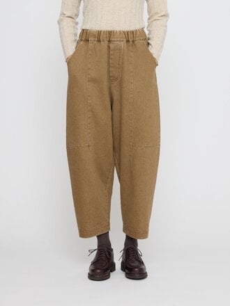 7115 Elastic Barrel Trouser Walnut