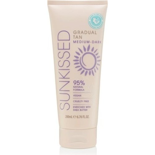 Sunkissed Gradual Tan Medium-Dark 200ml Sunkissed Gradual Tan Medium-Dark 200ml